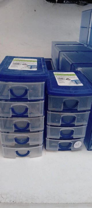 Organizzatori Cassetti e Cubi per Ufficio e Scrivania