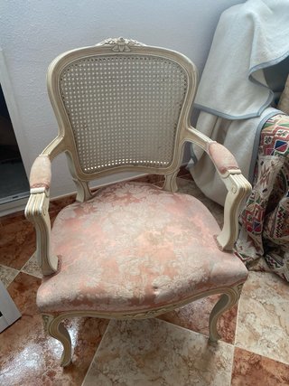 Lote Muebles Clásicos: Sofás y Sillones y mesas