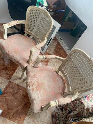 Lote Muebles Clásicos: Sofás y Sillones y mesas