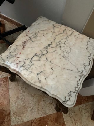 Lote Muebles Clásicos: Sofás y Sillones y mesas