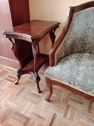 Sofá tapizado madera estilo clásico