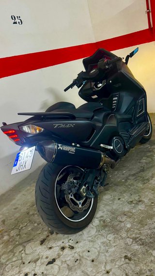 Yamaha Tmax 530 Negra