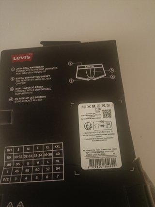 4 Calzoncillos Levi's Boxer Brief Talla M( 2 pares