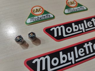 Lote Mobylette GAC pegatinas y tapones