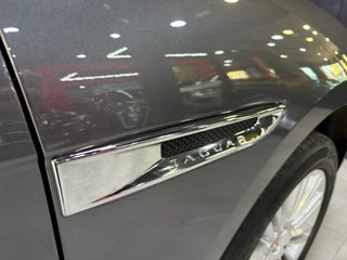 Jaguar F-PACE 2.0 i4D 180cv AWD Portfolio
