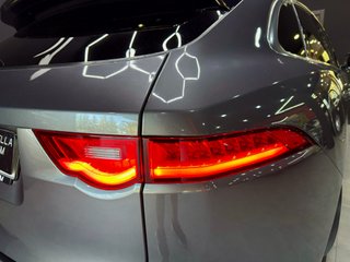 Jaguar F-PACE 2.0 i4D 180cv AWD Portfolio