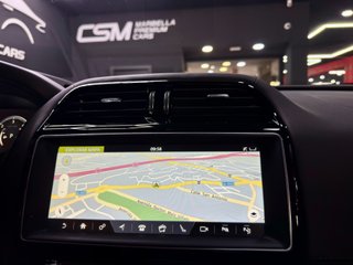 Jaguar F-PACE 2.0 i4D 180cv AWD Portfolio