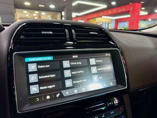 Jaguar F-PACE 2.0 i4D 180cv AWD Portfolio