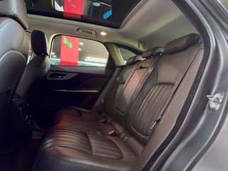 Jaguar F-PACE 2.0 i4D 180cv AWD Portfolio