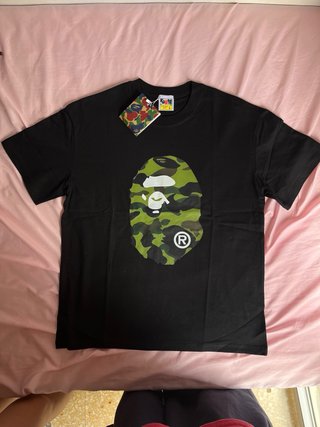 Camiseta BAPE A Bathing Ape Negra Verde