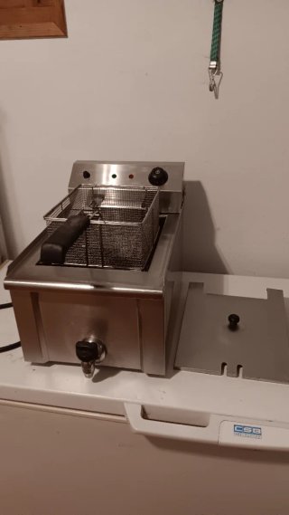 Freidora Industrial Beckers 10L 5000W