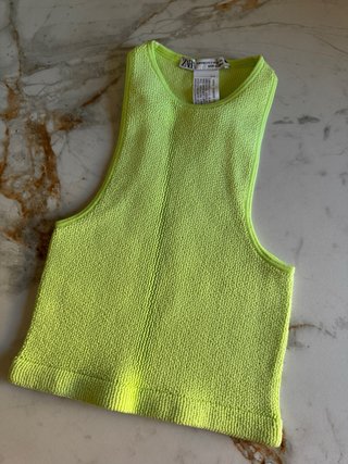 Top Zara Amarillo Talla XS-S