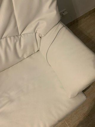 Sofá negro 2 plazas y blanco de 3