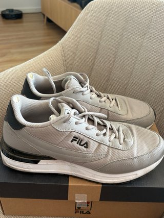 Zapatillas deportivas-Fila Hombre Talla 42