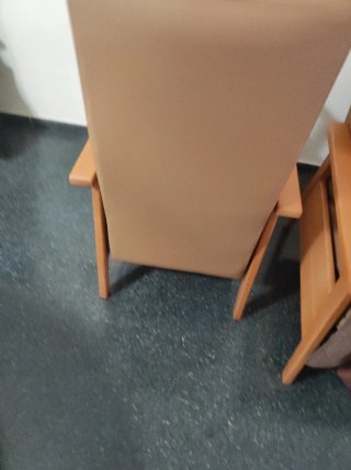 Sillones polipiel madera beige