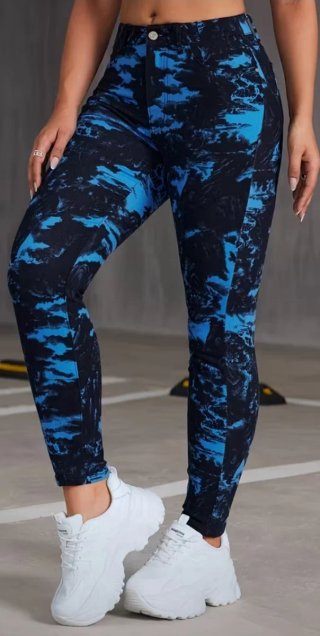 Pantalón vaquero estampado ajustado