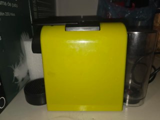 Cafetera Nespresso DeLonghi Essenza Mini Verde