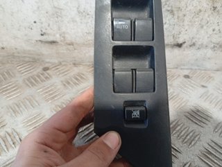 MANDO ELEVALUNAS DELANTERO IZQUIERDO MAZDA 3 BERLINA (BL) BEK666350 132787