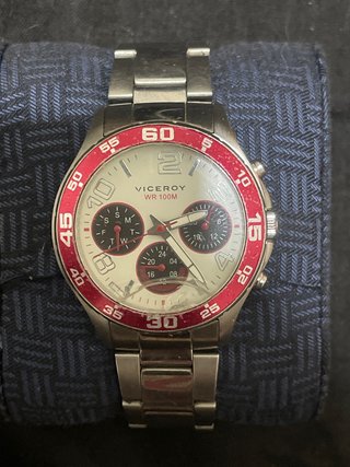 Reloj Viceroy Cronógrafo Rojo y Plateado