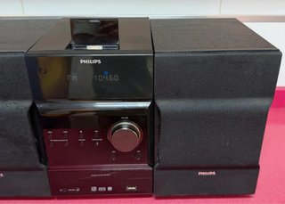 Micro cadena Philips DCM377 – Sonido potente, USB,