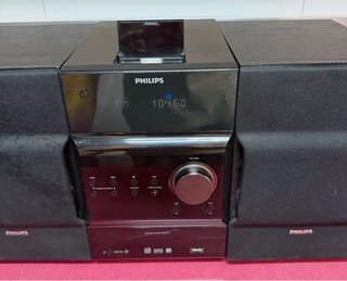 Micro cadena Philips DCM377 – Sonido potente, USB,