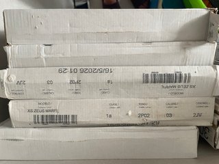 12m Azulejos porcelanico Greige Rectificados 30x90