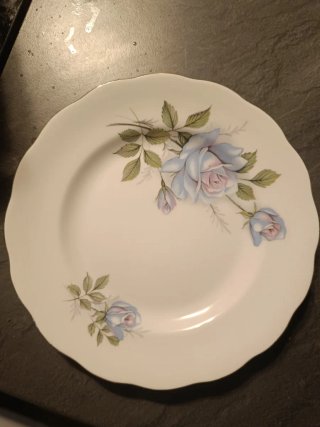 Platos pequeños borde dorado