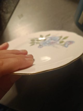 Platos pequeños borde dorado
