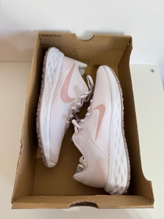 Zapatillas Nike Revolution 6 NN Rosa