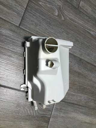 Contenitore/ alloggiamento del cassetto detersivo