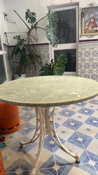 Mesa redonda de mármol para patio