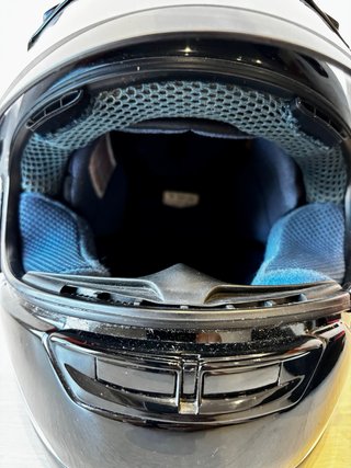 Casco Arai Roberts Jr.