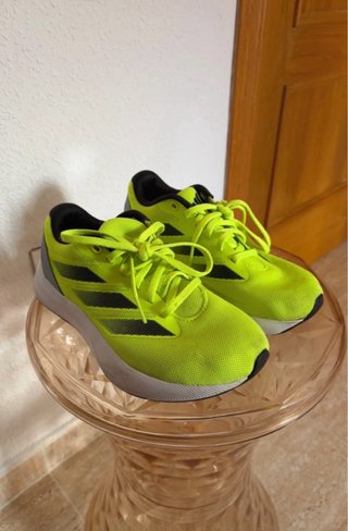 Zapatillas Adidas Verdes y Blancas