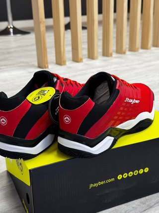 Zapatillas J'hayber rojas T44