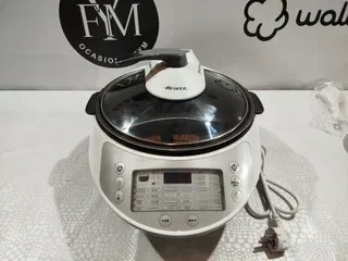 OLLA MULTIFUNCION ARIETE MULTICOOKER TWIST
