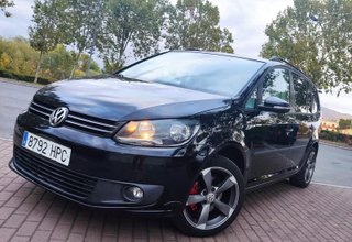 Volkswagen Touran 7 PLAZAS - SIN GARANTÍA