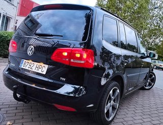 Volkswagen Touran 7 PLAZAS - SIN GARANTÍA