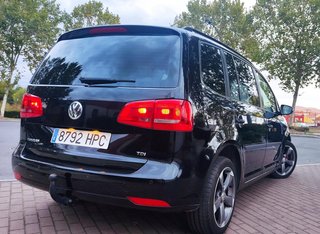 Volkswagen Touran 7 PLAZAS - SIN GARANTÍA