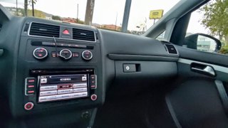 Volkswagen Touran 7 PLAZAS - SIN GARANTÍA