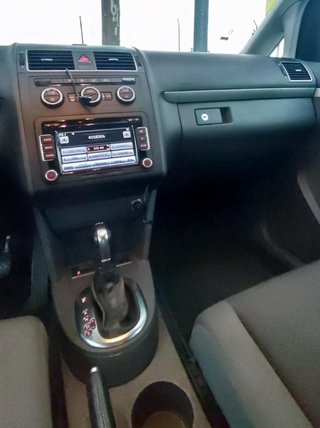 Volkswagen Touran 7 PLAZAS - SIN GARANTÍA
