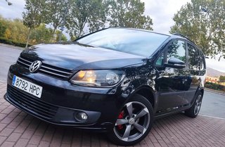 Volkswagen Touran 7 PLAZAS - SIN GARANTÍA