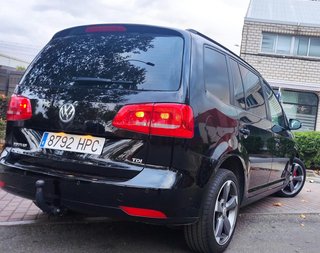 Volkswagen Touran 7 PLAZAS - SIN GARANTÍA