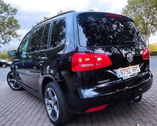 Volkswagen Touran 7 PLAZAS - SIN GARANTÍA