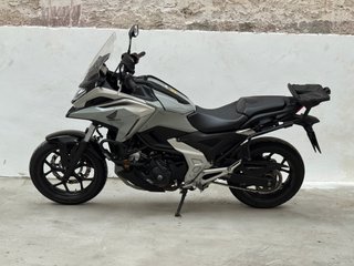 Honda NC 750X 2025