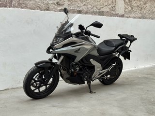 Honda NC 750X 2025