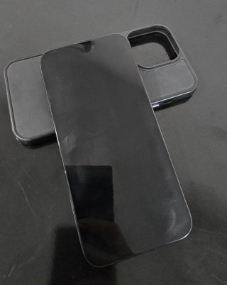 iPhone 15 Pro Max 1TB + 3 Fundas