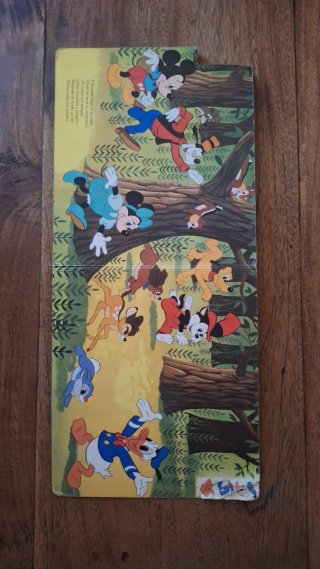 Cuento Infantil Disney Un Día de Campo an̈os 80