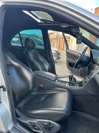 Mercedes-Benz Clase C320