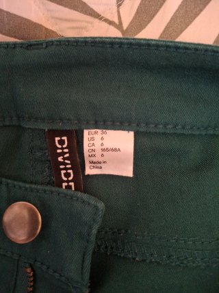 Pantaloni donna skinny taglia S