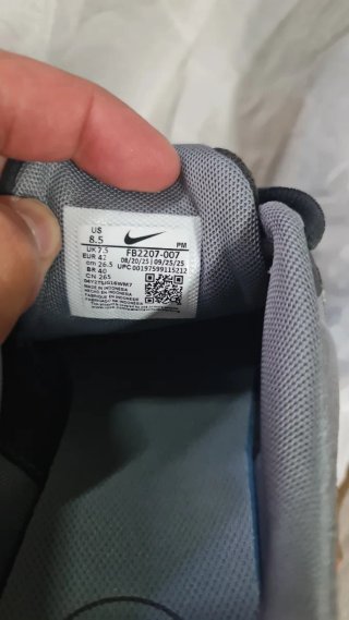 Zapatillas Nike Negras y Grises